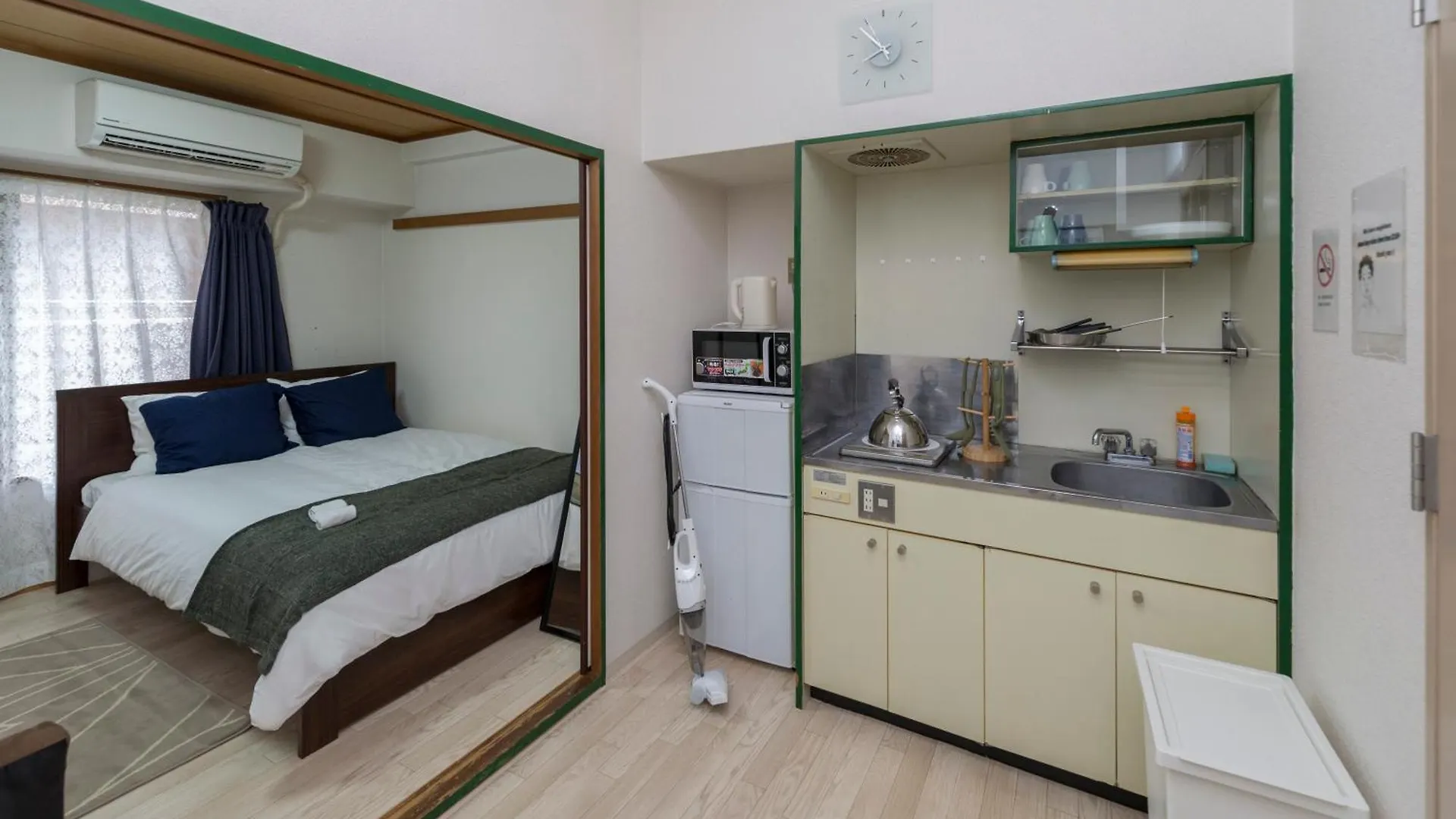 3 Minutes On Foot From Dotonbori East Entrance 5 Minutes On Foot From Shinsaibashi Area Traditional Japanese-Style Room Osaka 0*,  Japan