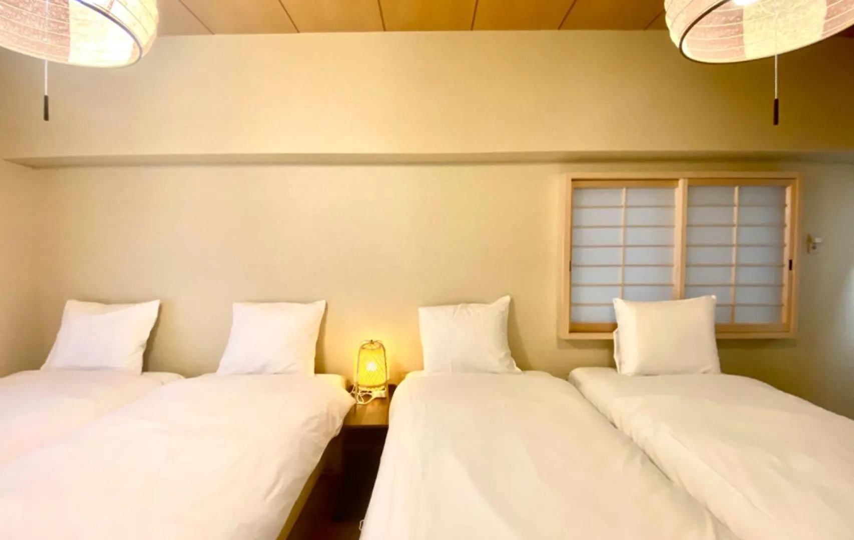 3 Minutes On Foot From Dotonbori East Entrance 5 Minutes On Foot From Shinsaibashi Area Traditional Japanese-Style Room Osaka