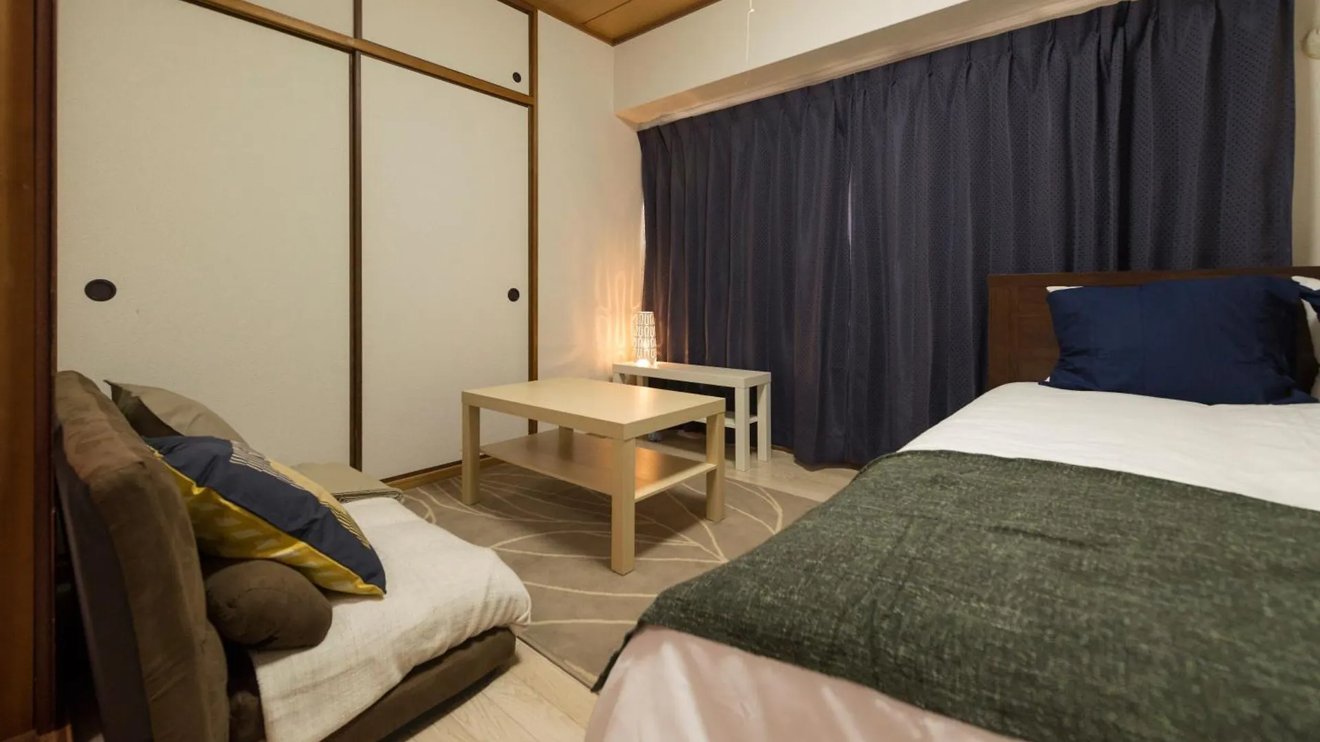 Lejlighed 3 Minutes On Foot From Dotonbori East Entrance 5 Minutes On Foot From Shinsaibashi Area Traditional Japanese-Style Room Osaka