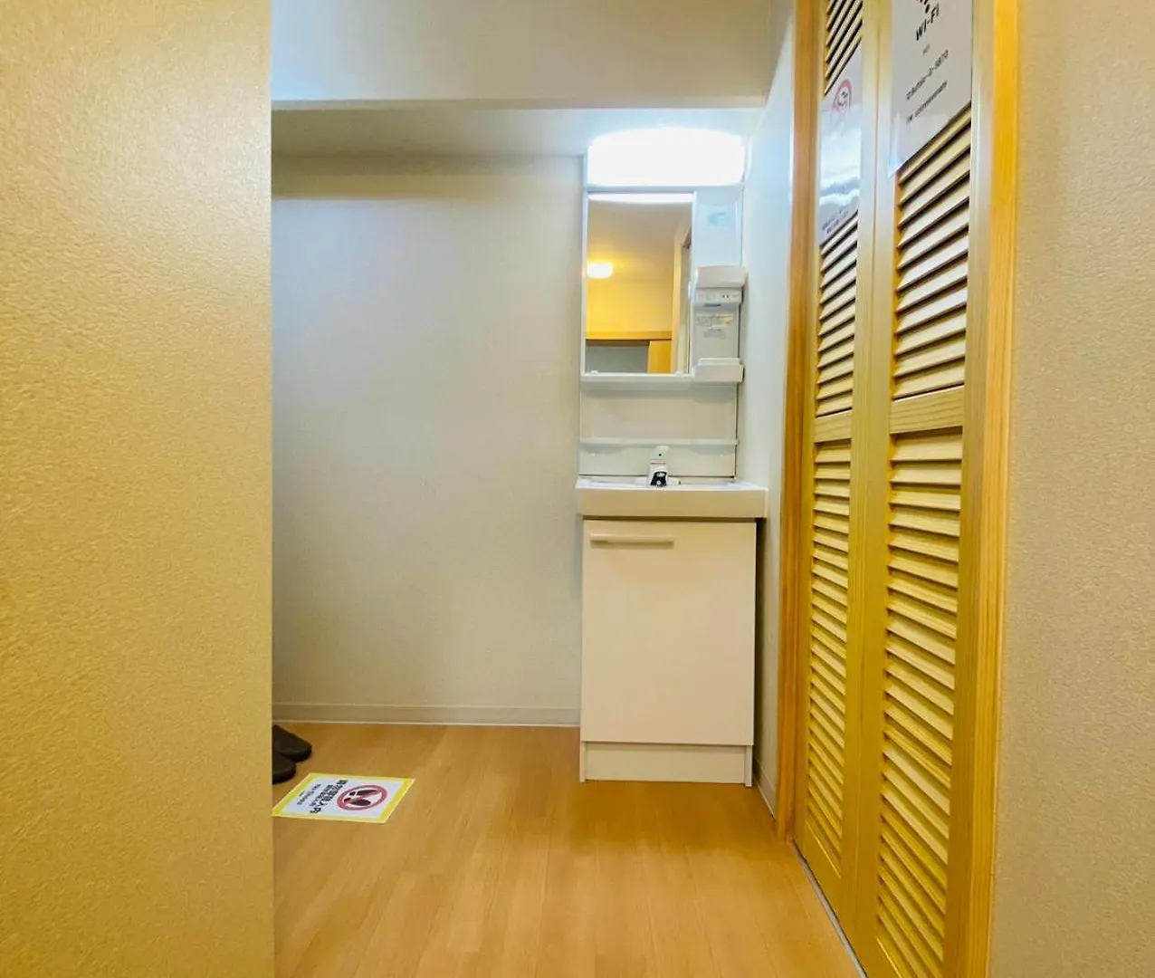 3 Minutes On Foot From Dotonbori East Entrance 5 Minutes On Foot From Shinsaibashi Area Traditional Japanese-Style Room Osaka Lejlighed